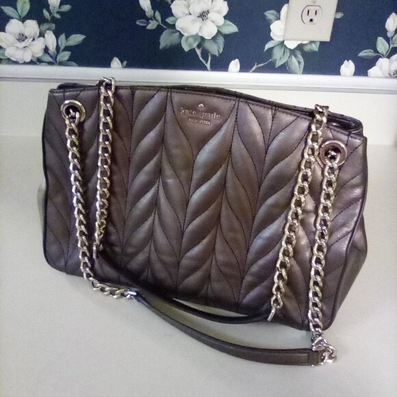 Kate Spade Handbags - Kate Spade Metallic Purse
